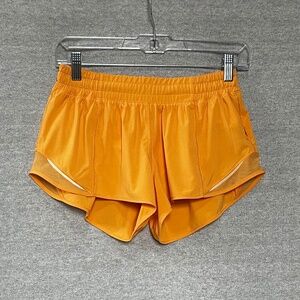 Lululemon Hotty Hot 2.5" Shorts